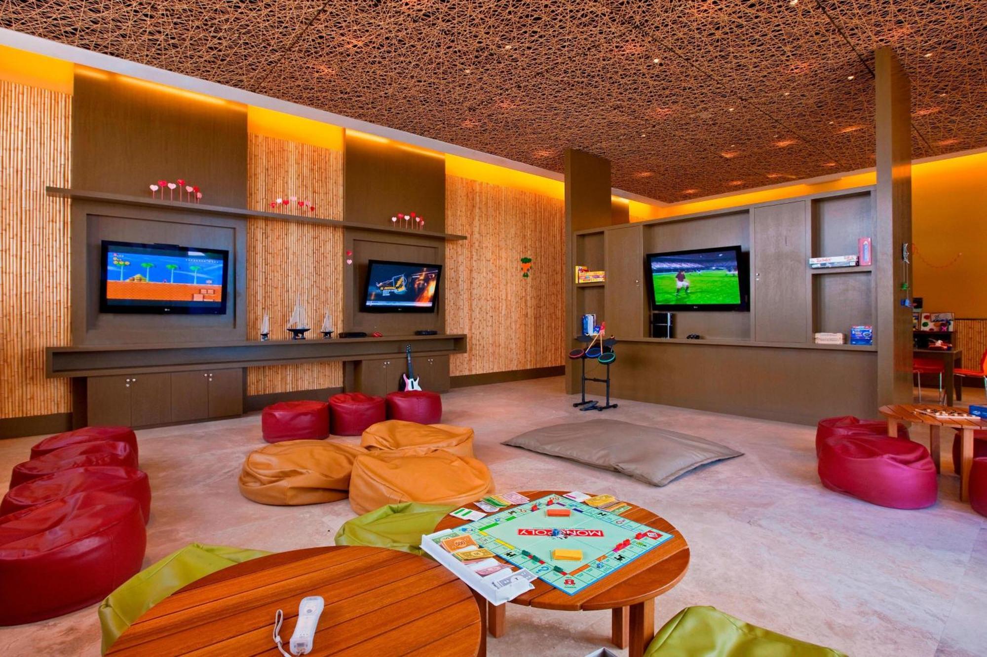 Hotel Paracas, A Luxury Collection Resort, Паракас Экстерьер фото The game room at the club